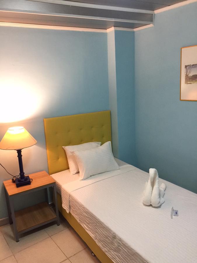 New Era Mandaue Budget Hotel エクステリア 写真